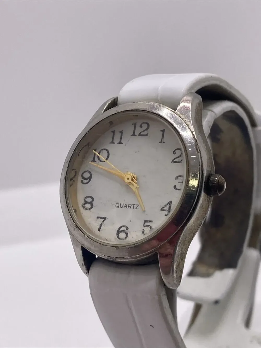 womens Silver Vintage Watch Works New Battery